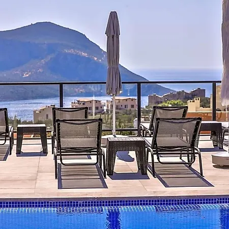In Sleeps 10 With Pool Air Con And Wifi Villa