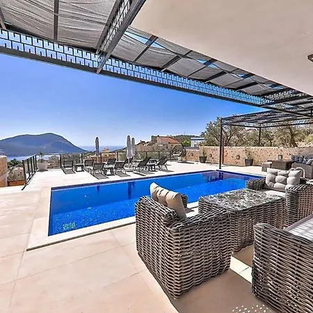 In Sleeps 10 With Pool Air Con And Wifi Villa Kalkan
